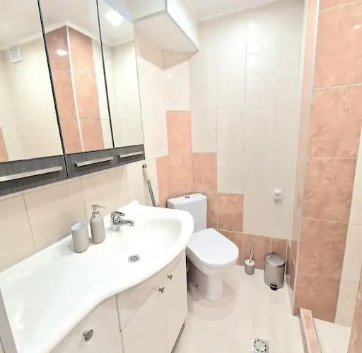 Flat 85 - 85 Inches Tv Apartment *