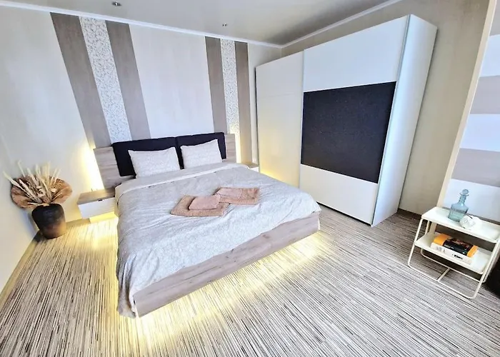 Flat 85 - 85 Inches Tv Apartment Varna