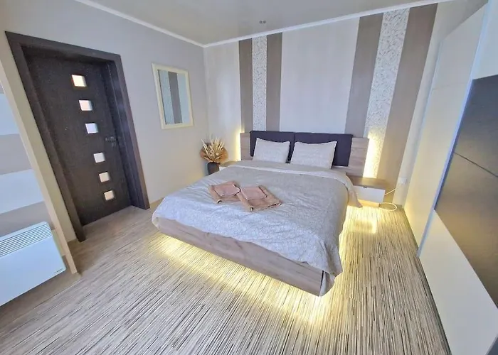 Apartament Flat 85 - 85 Inches Tv Warna